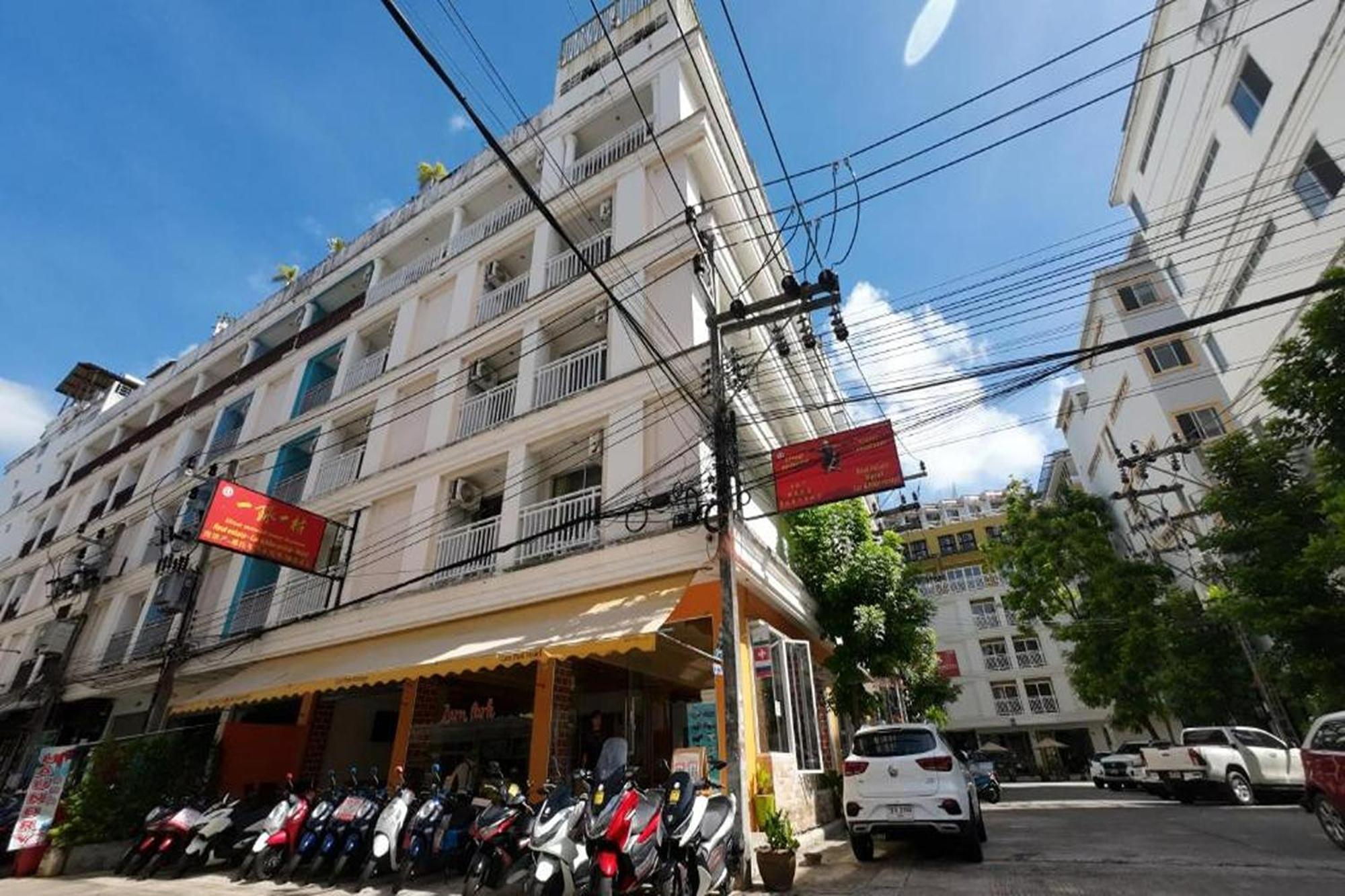 One World One Home Patong 2 Exteriér fotografie